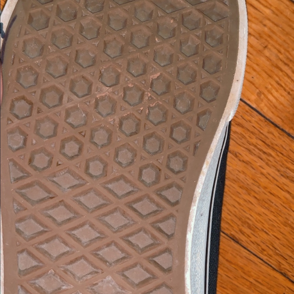Shoes - Picture 6 of 6